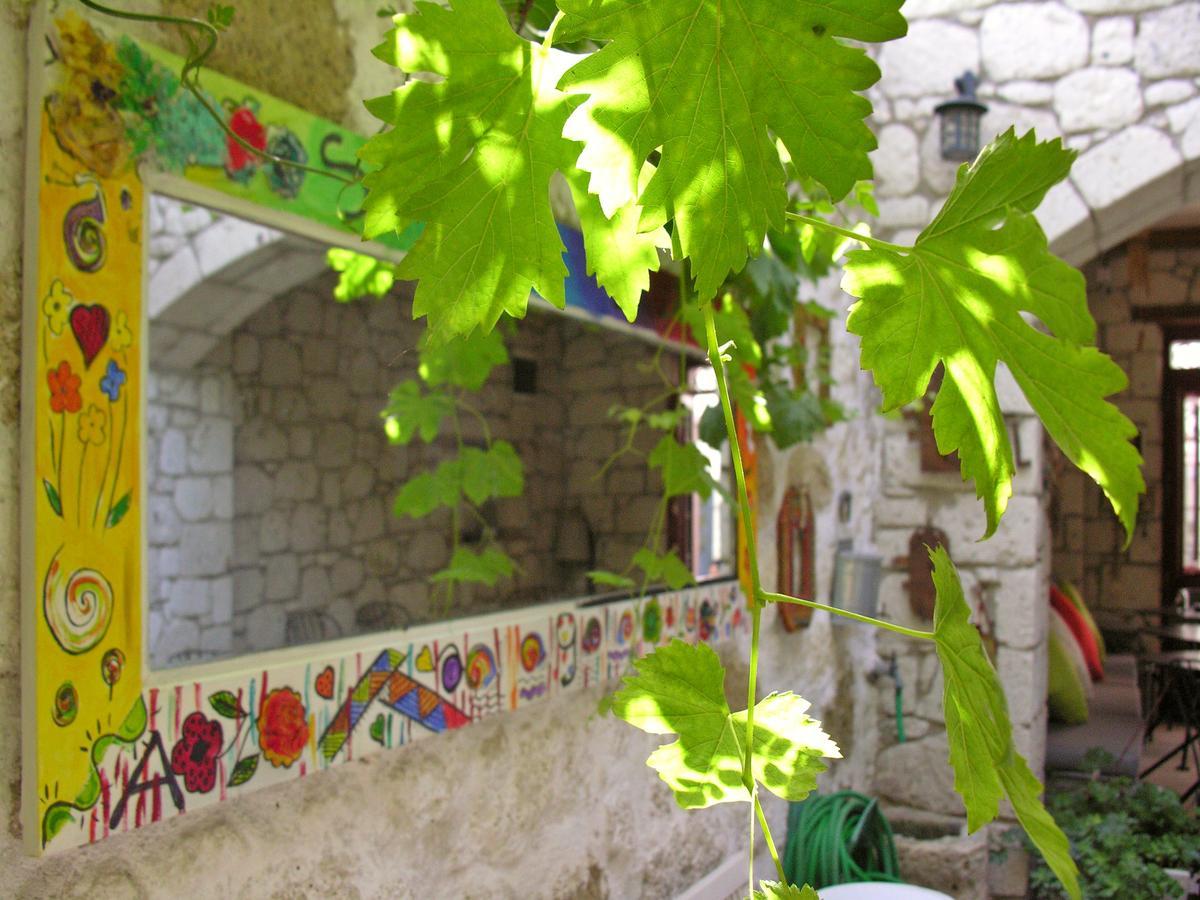 Salyangoz Bed and Breakfast Alaçatı Exteriör bild