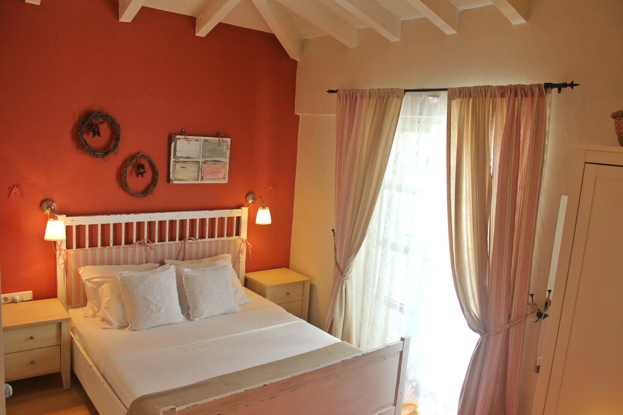 Salyangoz Bed and Breakfast Alaçatı Exteriör bild