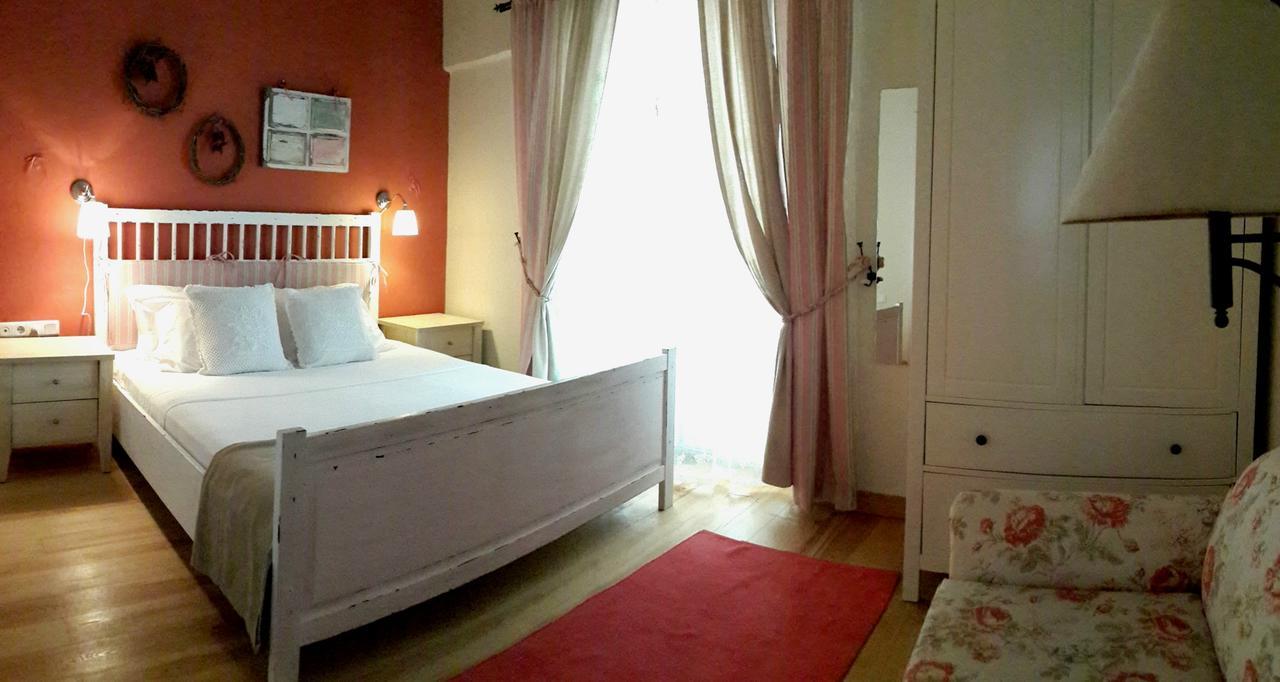 Salyangoz Bed and Breakfast Alaçatı Exteriör bild